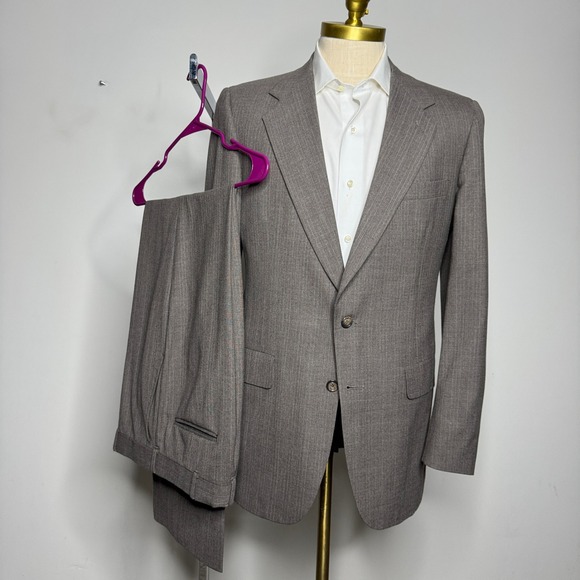 Kuppenheimer Mens Suit 40L 32W Two Piece Pinstripe BrownBusiness Formal‎